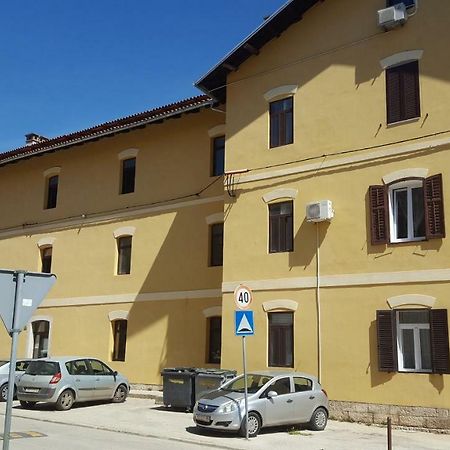 Loft Apartment Пула Екстер'єр фото