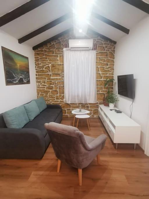 Loft Apartment Пула Екстер'єр фото