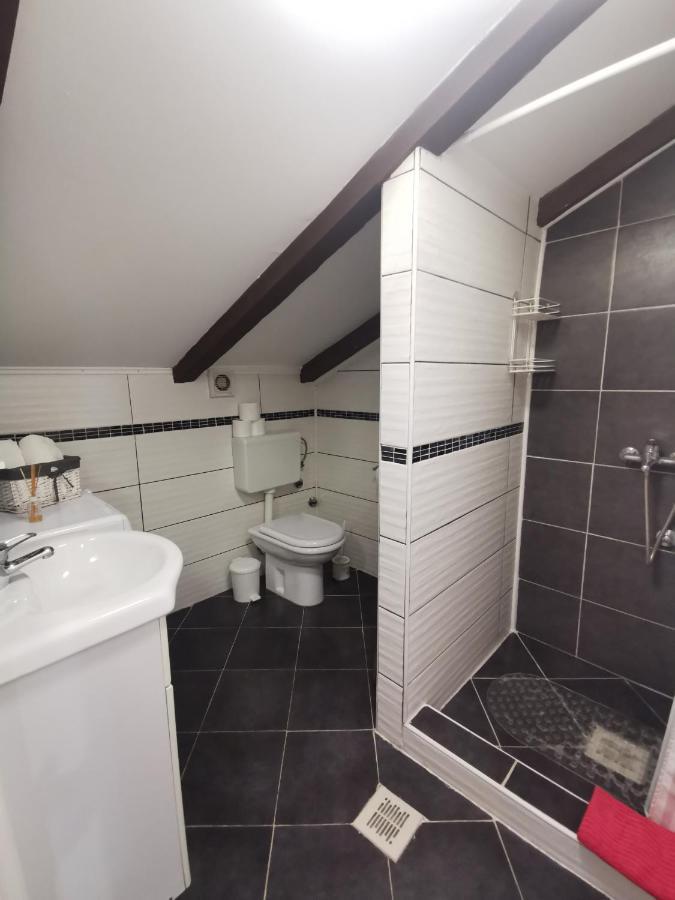 Loft Apartment Пула Екстер'єр фото