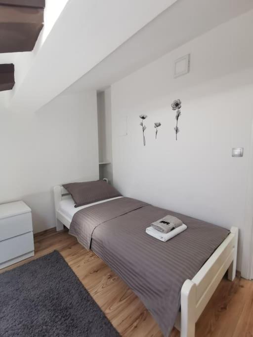 Loft Apartment Пула Екстер'єр фото